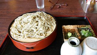 沼田駅すぐ横の蕎麦屋さん