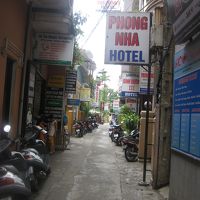 ホテル周辺の安宿街