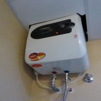 もう少し大き目の給湯器ならば…