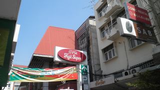 プロンポン駅に近い