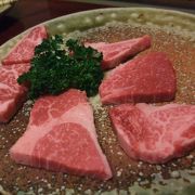 ちょっと駅から離れるけど、松阪牛を手頃に食べれるお店！