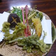 山菜の天ぷらがうまい