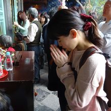 本殿の参拝です。