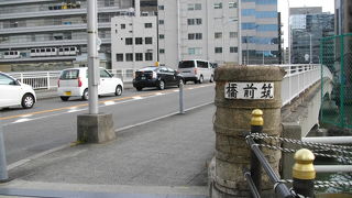 この橋を渡ると関西電力・・