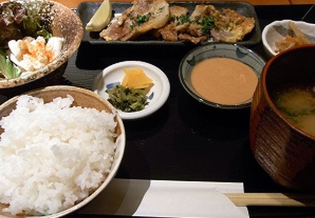 E-MAの中にあるレストラン