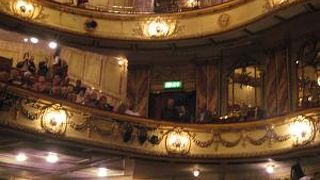 シアターの名前が何度か変っている劇場