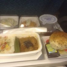 機内食~チキンカレー