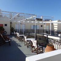 3階の部屋につながる通路。半屋上になっておりくつろぐことがで