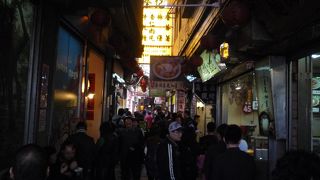 昼間でも混んでいます