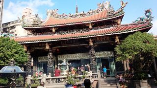 現地のかたの信仰の深さに厳かな気分になります