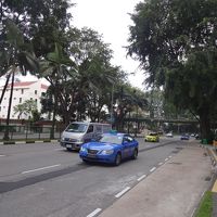 ホテル前の道路