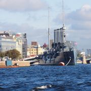 今も遺る「戦艦オーロラ号」