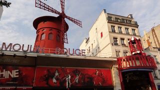 ゴージャスなパリの夜を