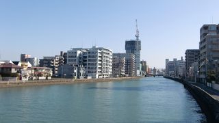 油山から流れる川です