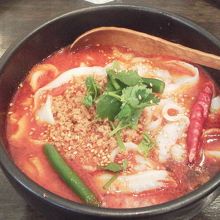 マーラー刀削傷麺。