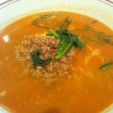 シンプルな感じの担々麺