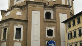 内部が素晴らしいのです。