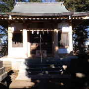 石神井公園内の神社です。