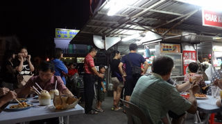 地元民も利用するレベルの高さ