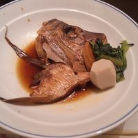 鯛の頭の煮物。桂小五郎の好物だった、とは仲居さんの説明です。