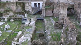 トラヤヌス帝のダキア戦争での勝利を記念して作られたフォロ