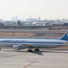 伊丹空港デッキより。