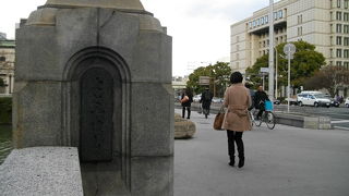 一方通行なのに、横幅広い・・