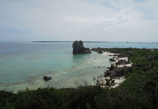 琉球王朝と深い関わりがあった島はとても静かでした。