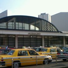 バス乗り場から見た風景