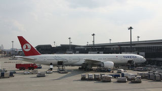 中東便も増え便利に。