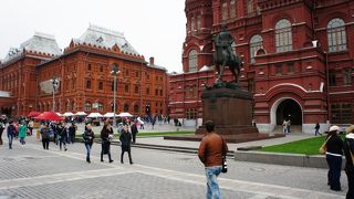 大規模な集会も