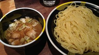 並んでるからやっぱり美味しいのかな？