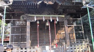 遊行寺のお向かいにあります。