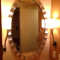 部屋の鏡