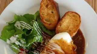 珍しい、食事タイプのフレンチトーストです