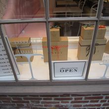 ショーウィンドウ