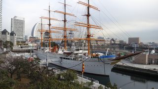 日本丸メモリアルパークで見られます