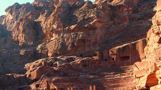 ローマ円形劇場を上から眺められるポイント