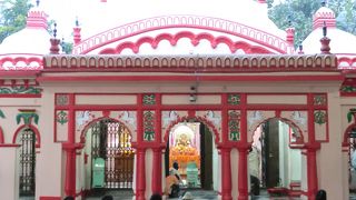 バングラデシュの首都「ダッカ」という地名のもとになった寺院