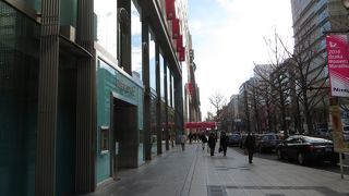 ブランドショップが立ち並び銀座みたい。