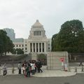 国会議事堂で日本の行く末を思う