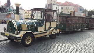 観光客で賑わっています！