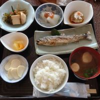 昼食美味しかった。