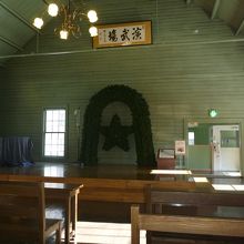 ここでコンサートなどもやるみたいです。