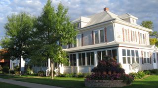Prairie House Manor Bed and Breakfast