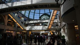 モール内にスキー場