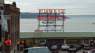 見ているだけでも楽しいマーケット