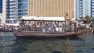 安価なアトラクション