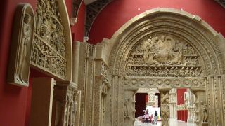 パリでフランス各地の中世教会建築巡りができちゃう！