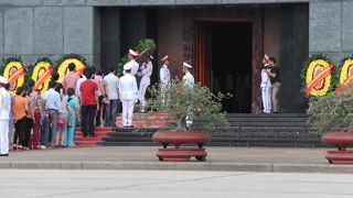 すさまじい列です